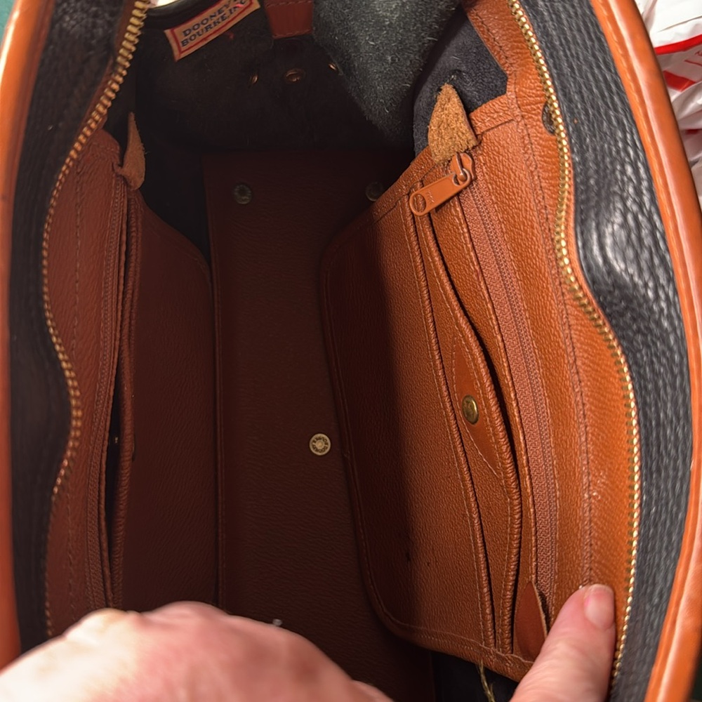 Dooney and Bourke Handbags - Picture 11 of 12